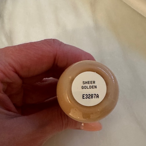 Versed Mood Lighting Luminizing Glow Drops - sheer golden - Picture 4 of 4